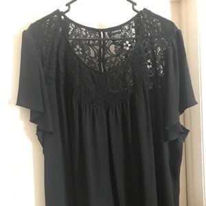 Torrid lace/chiffon top size 3 (24)